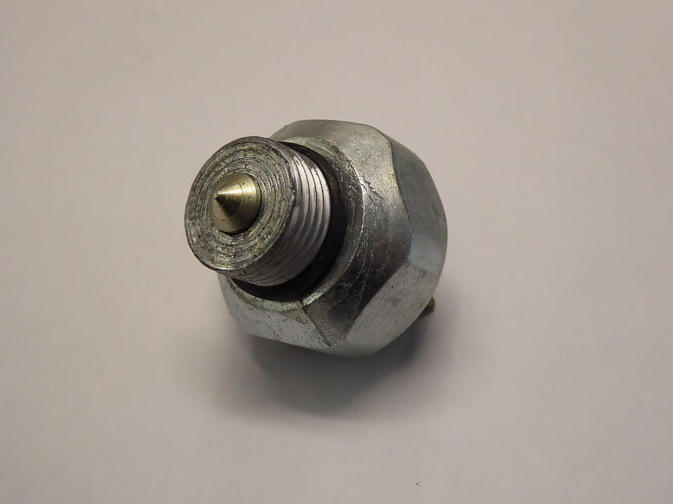 Sicherheitsschalter kaufen Sicherheitsschalter im Oldtimer Traktor Ersatzteile Shop online kaufen