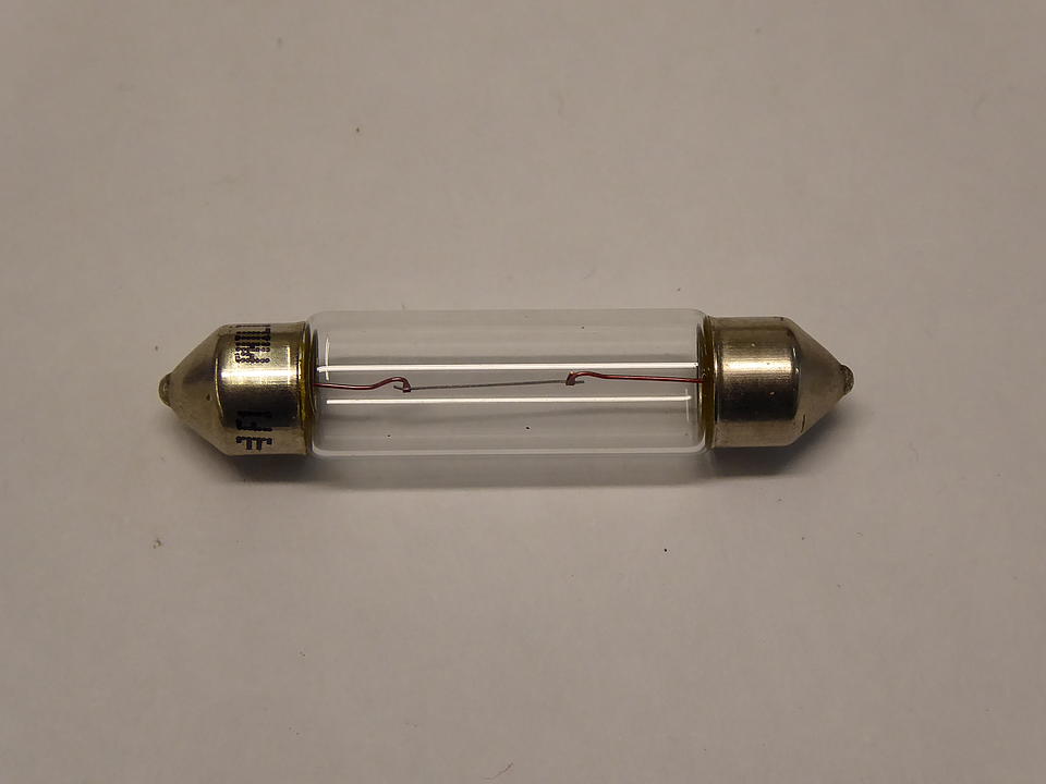 Birne Soffitte 12V 5W im Oldtimer Traktor Ersatzteile Shop online kaufen