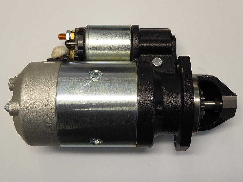Starter 12V 1,8KW 11Z kaufen Starter 12V 1,8KW 11Z im Oldtimer Traktor Ersatzteile Shop online kaufen