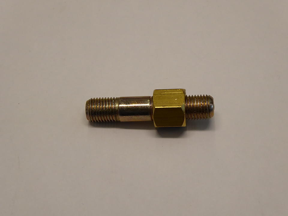 Stehbolzen Zylinderkopf im Oldtimer Traktor Ersatzteile Shop online kaufen
