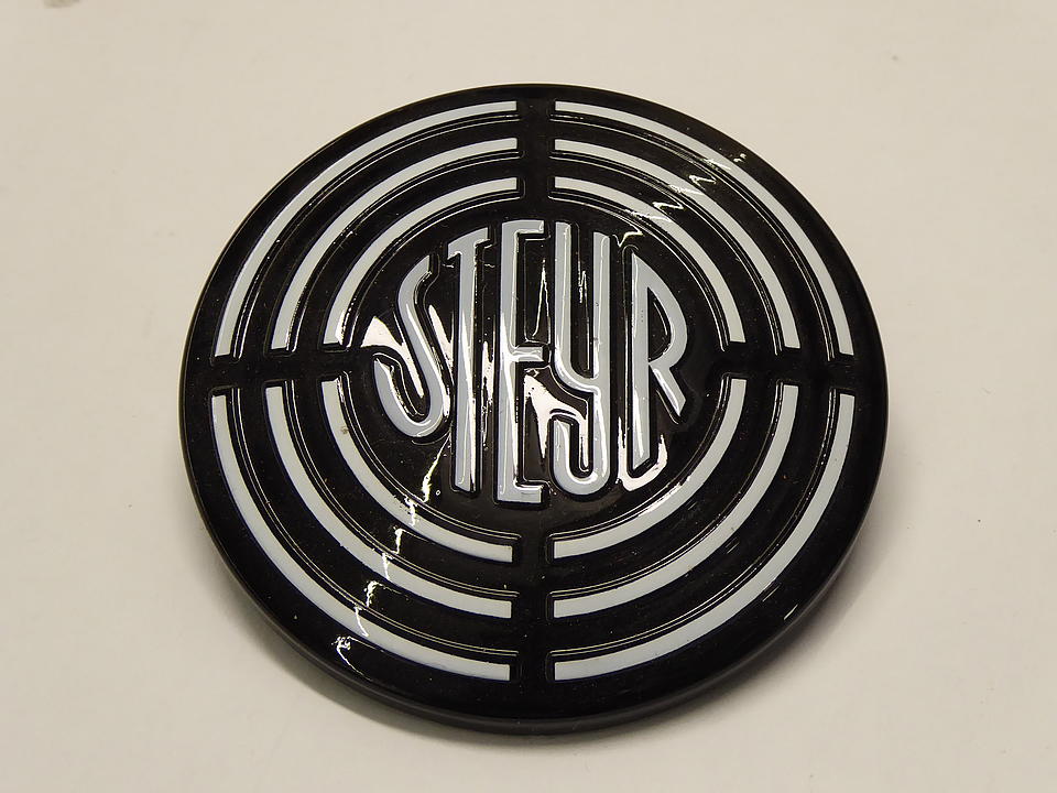 Steyr Emblem kaufen Steyr Emblem im Oldtimer Traktor Ersatzteile Shop online kaufen