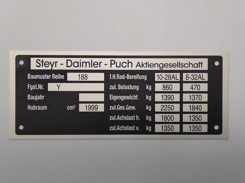 Baumusterschild Steyr T188 kaufen Baumusterschild Steyr T188 im Oldtimer Traktor Ersatzteile Shop online kaufen