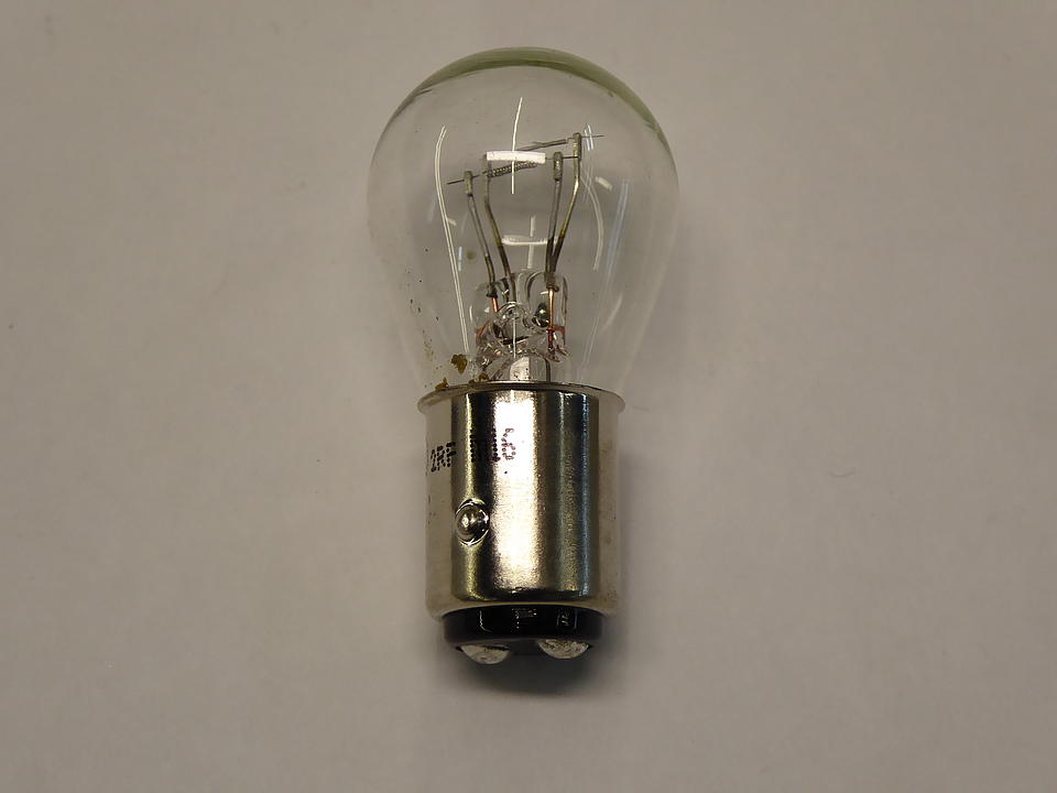 Birne 6V 21/5W im Oldtimer Traktor Ersatzteile Shop online kaufen